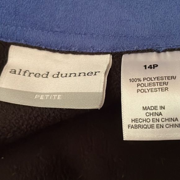 Alfred Dunner bright faux suede embroidered zip up jacket inside fleece - Picture 4 of 4